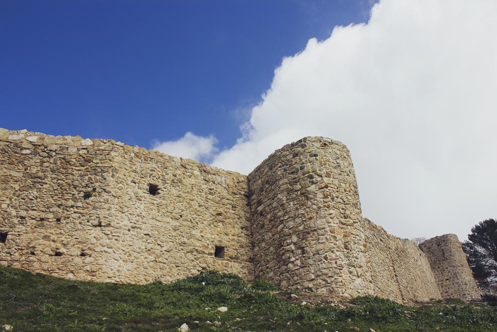 Restauración de murallas en Archidona
