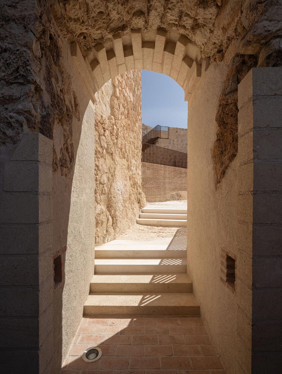 Adaptación a normativa del Castillo de Luque