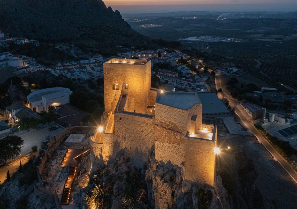 Adaptación a normativa del Castillo de Luque